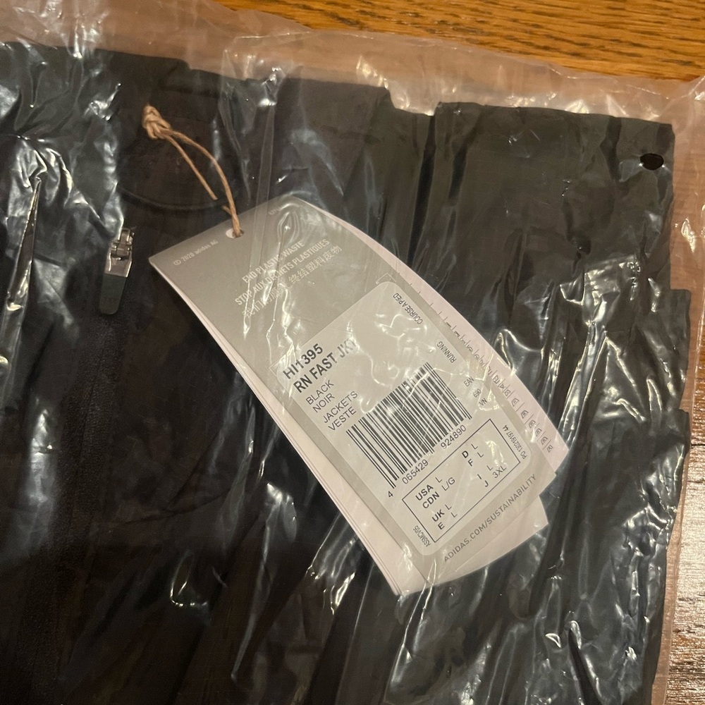 NWT 🖤 Adidas Women’s sports jacket adidas RN FAST JKT windbreaker - Picture 6 of 6